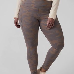 NWT Athleta Rainier Reflective Tight Legging